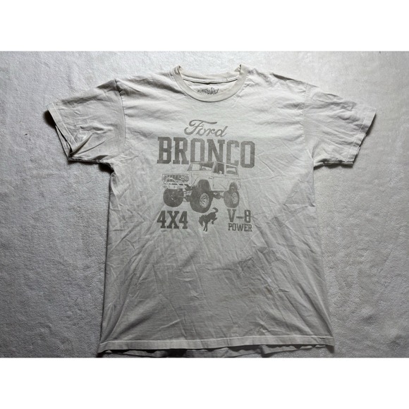 Ford Other - Ford Bronco 4x4 V-8 Short Sleeve T Shirt Men's Size L